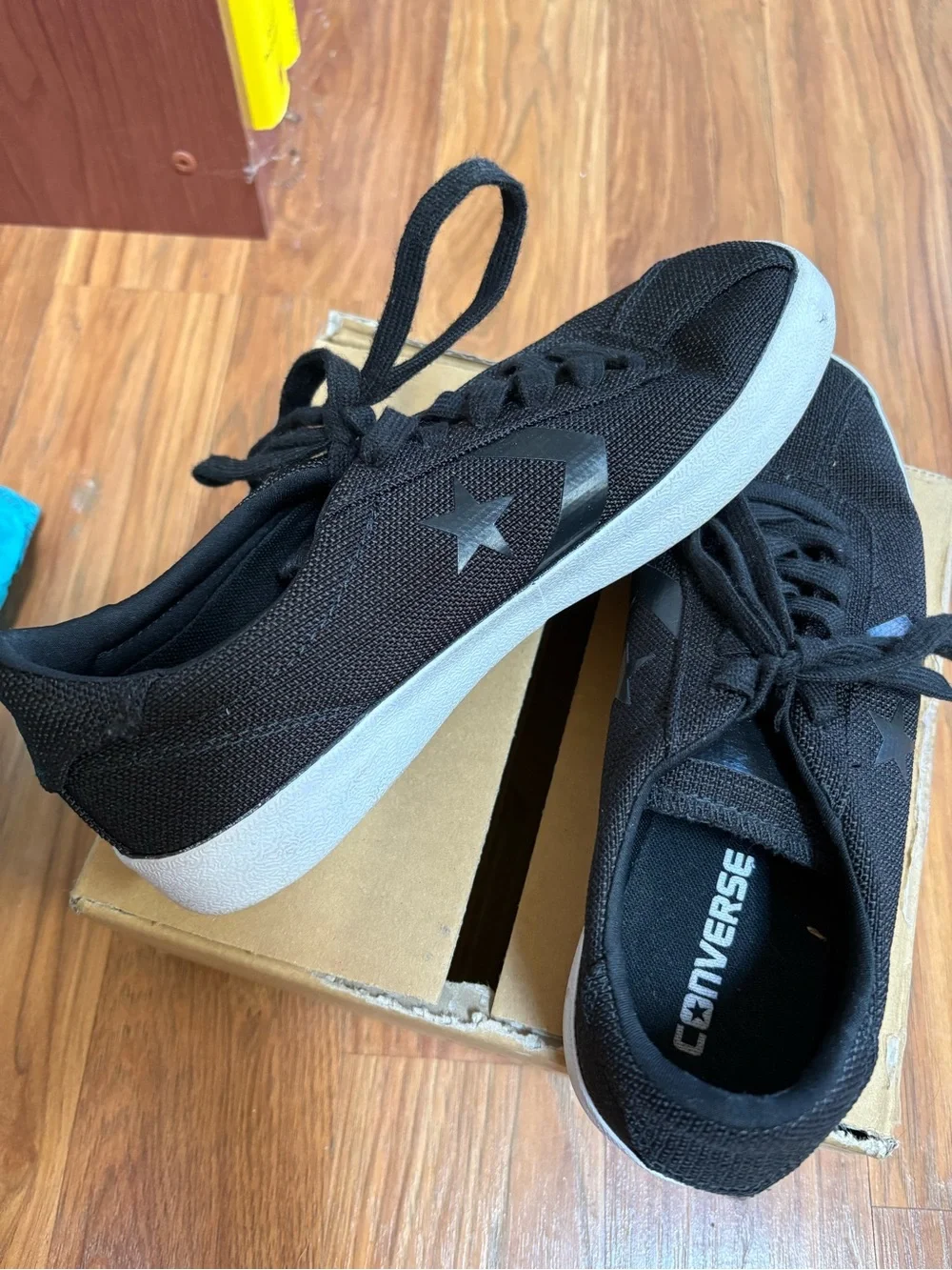 Converse Black Low-Top Canvas Women’s Sneakers